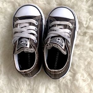 Toddlers cons leather